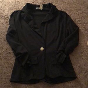 Quarter sleeve black blazer sheer back